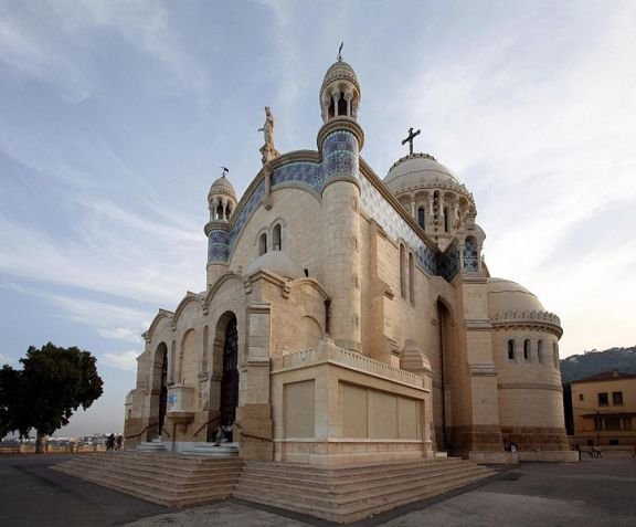 alger-notre-dame-dafrique_basilique.jpg