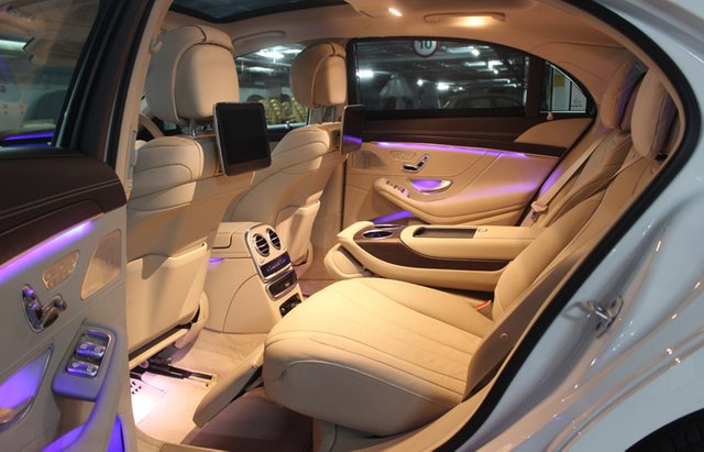 Mercedes Benz S Class (24).jpg