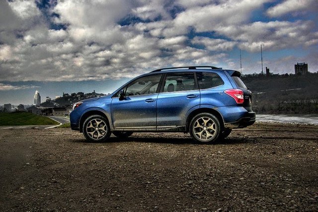 2016-Subaru-Forester-XT_17-768x513.jpg