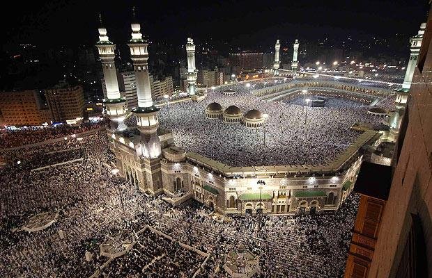 Ramadan-Mecca_981704i.jpg