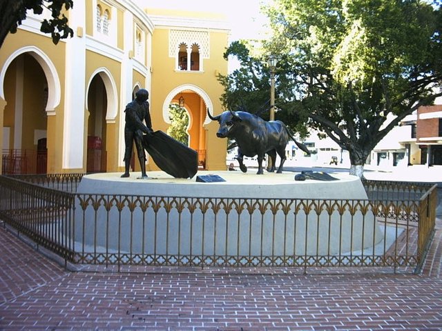 Plaza_César_Girón.jpg