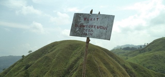 Bukit-JalinNita-Juniati.jpg