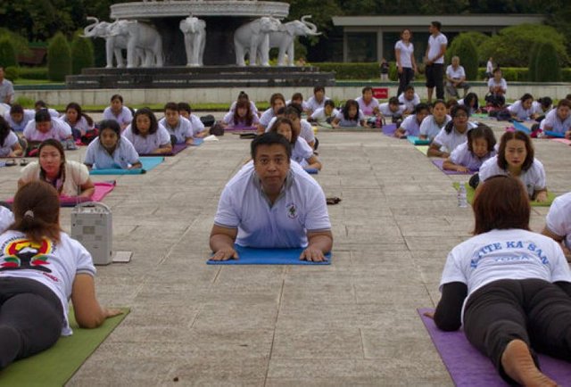 Yoga Day-Steemit-Protrado Myanmar.jpg