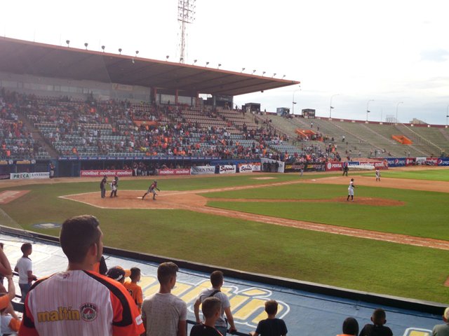 ESTADIO LUIS APARICIO, ''EL GRANDE