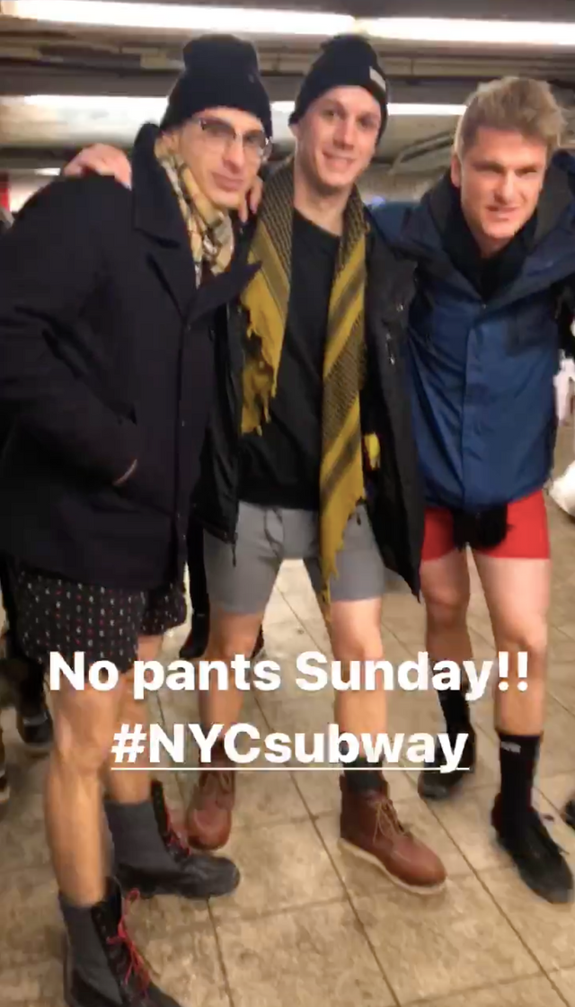 NO PANTS SUNDAY IN NYC!!! — Steemit