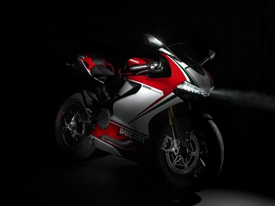 _small_18_1199_Panigale_S_Tricolore.JPG