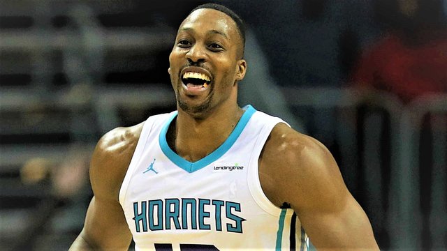 dwight-howard-011718-getty-ftrjpg_19pj825qh3lte16ddkb5r4p33p.jpg