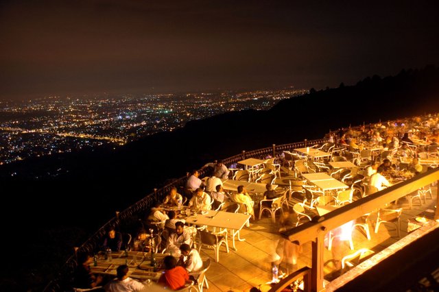 monal.jpg