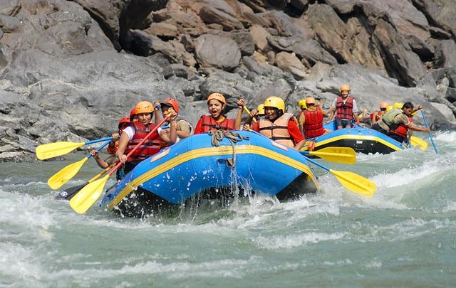 Rafting-Masti-on-Ganges1.jpg