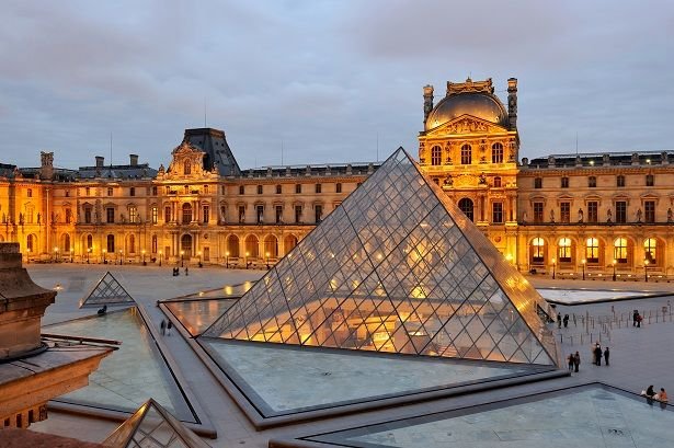 louvre.jpg