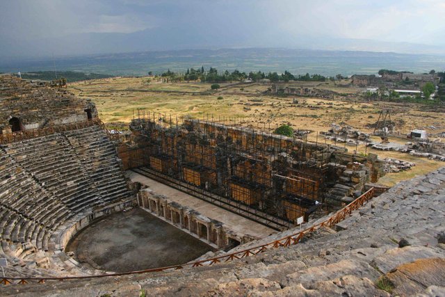 hierapolis_theatre_turkey_visit_turkey.jpg