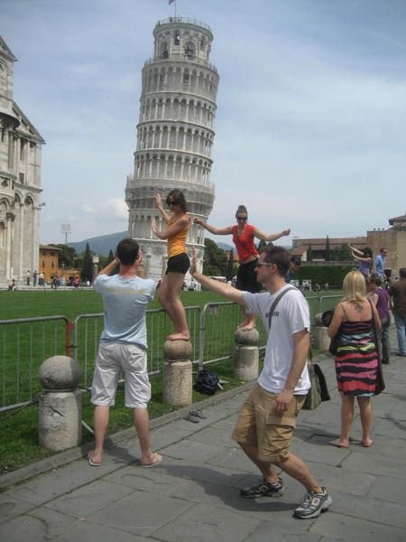 pisa-tower-funny (4).jpg