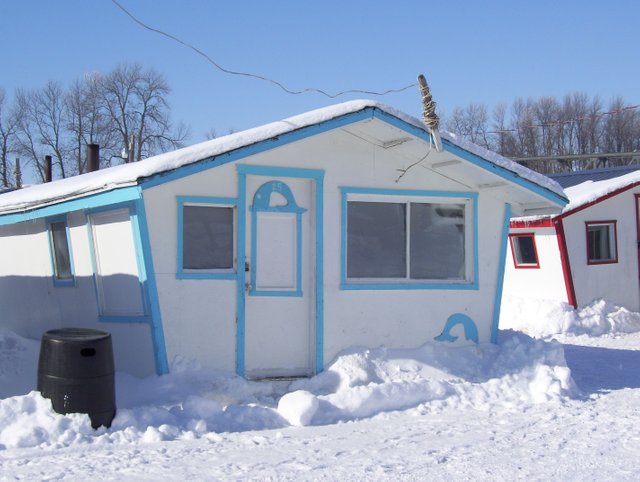 1-Cabane bleue.JPG