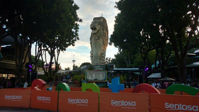 Sentosa Merlion Singapore.jpg