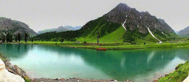 lake.jpg