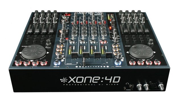 10° Allen & Heath Xone4D.jpg