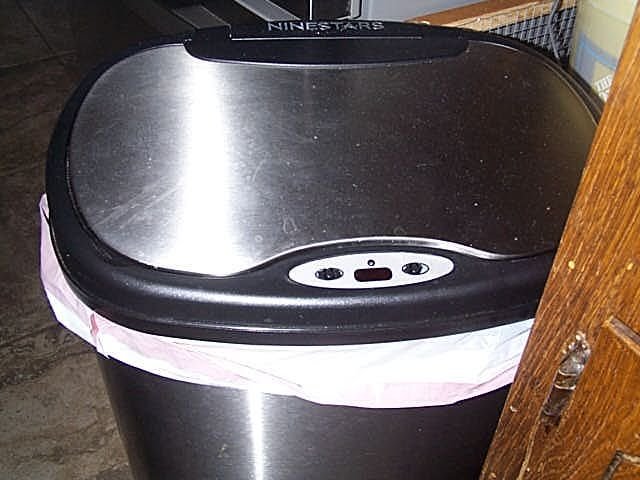 trash can.JPG