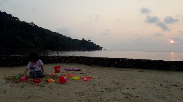 Bai Lan Beach