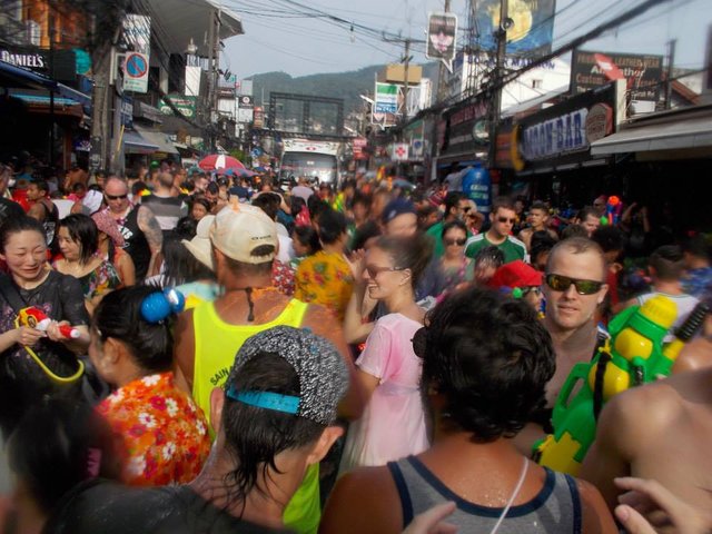 songkran 4.jpg