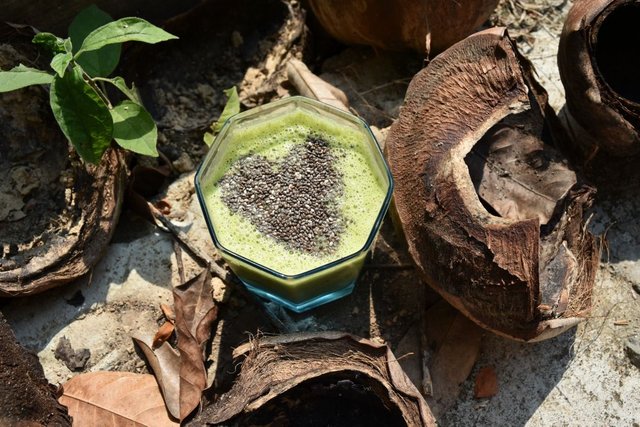 moringa smoothie-2.jpg