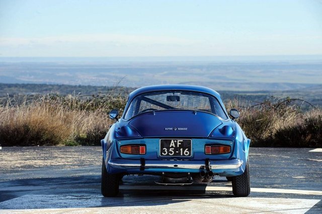 Alpine-a110-1600s-arriere.jpg