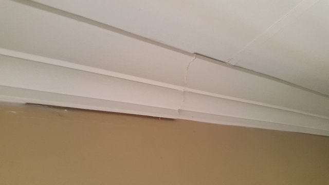 Cornice 2.jpg