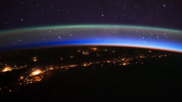 Airglow.jpg