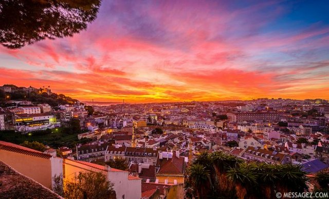 best-of-lisbon-viewpoints-at-sunset-photography-4-by-messagez-com_.jpg.cf.jpg