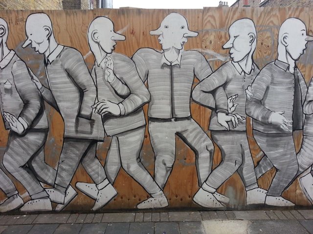 37832191239 - character based street art clapton.jpg