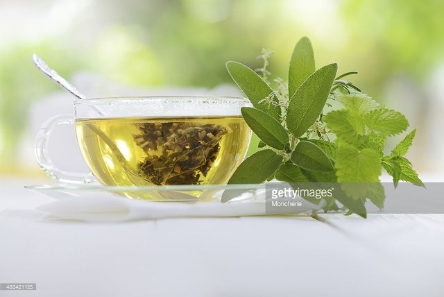 herbal-tea-picture-id483421125.jpg