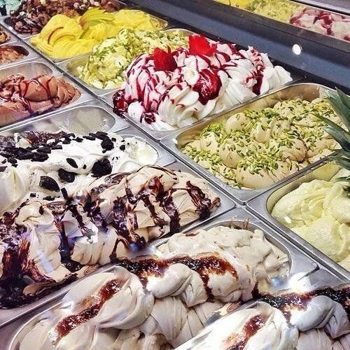 icecream shop1.jpg