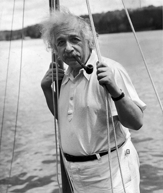 einstein-on-sail-boat-billiard-smoking-pipe.jpg