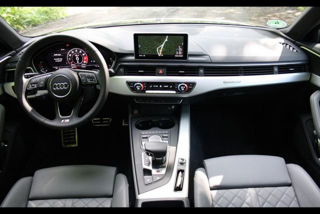 2018 Audi S4 Interior.jpg