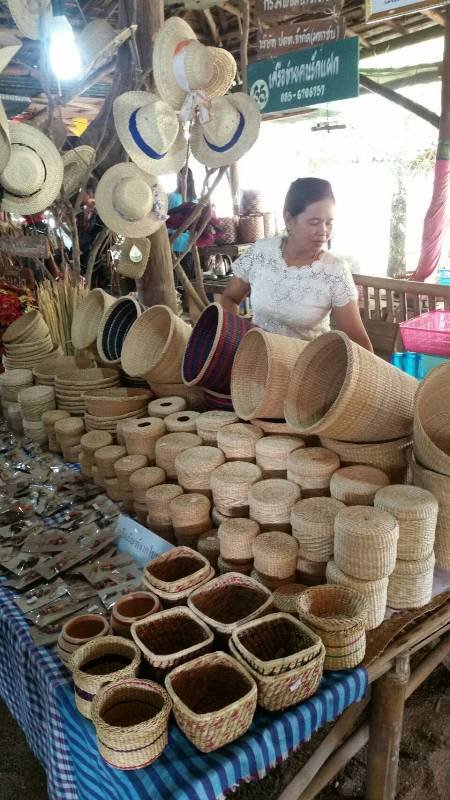 thai handicrafts16.jpg