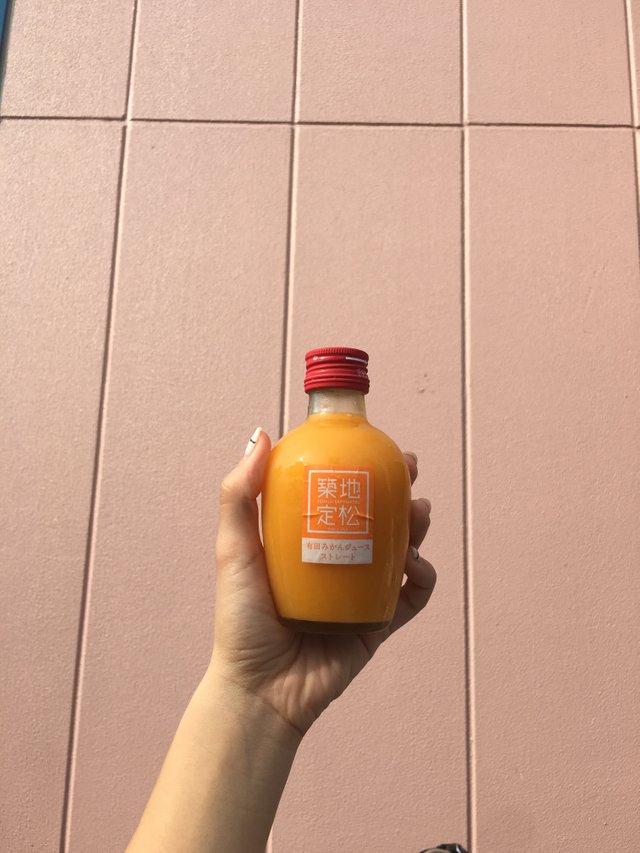 orange-juice-japan-tsukiji-market.JPG