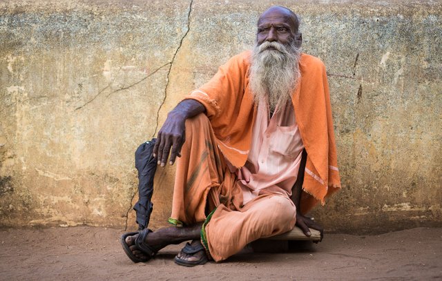 India-Street-Photography-Baba-Old-Man-Beard-Kerala.jpg