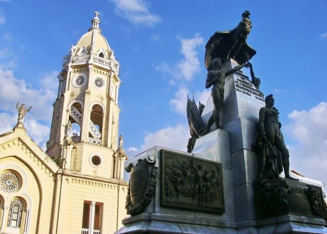 ciudad-de-panamá-672x482.jpg