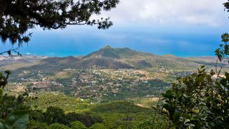 http_%2F%2Fcdn.cnn.com%2Fcnnnext%2Fdam%2Fassets%2F170405145204-nevis-peak-view.jpg