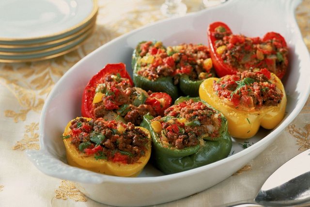 stuffed-peppers-corn-87992790-57e68f645f9b586c35e3d2d3.jpg