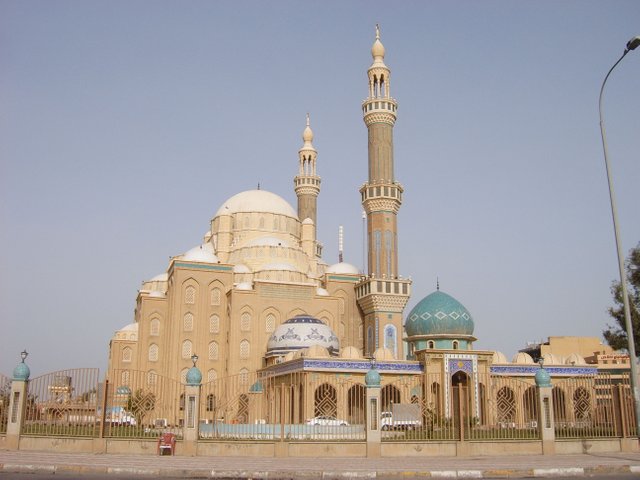 Mosque - Jalil Khayat & his Children's Mosque Erbil 0.2 201303023.JPG