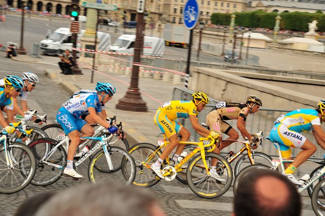 Tour_De_France_on_July_25,_2010,_Place_de_la_Concorde.jpg