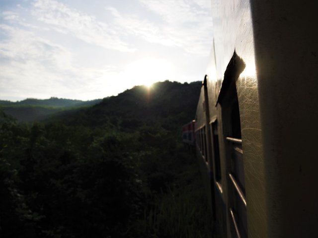 Train Myanmar