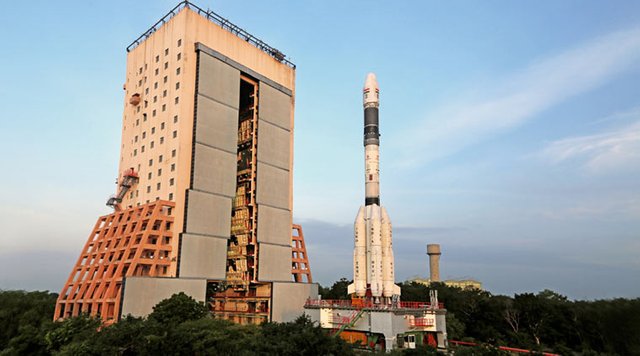 13gslv-f05-759.jpg