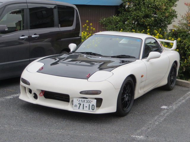 Mazda RX7.JPG