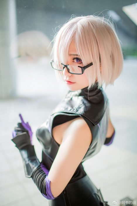 Lovely-Megane-Shielder-Cosplay-7-468x702.jpg