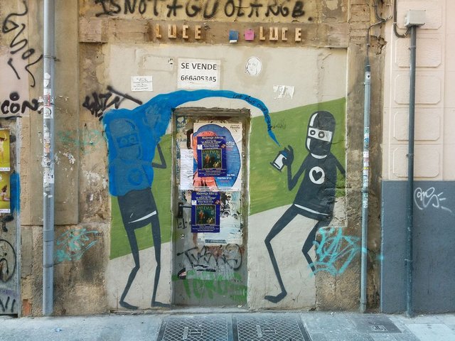 graffiti-valencia-spain-ninja-extraterrestre-love-amor-steemit-trenz (48).jpg