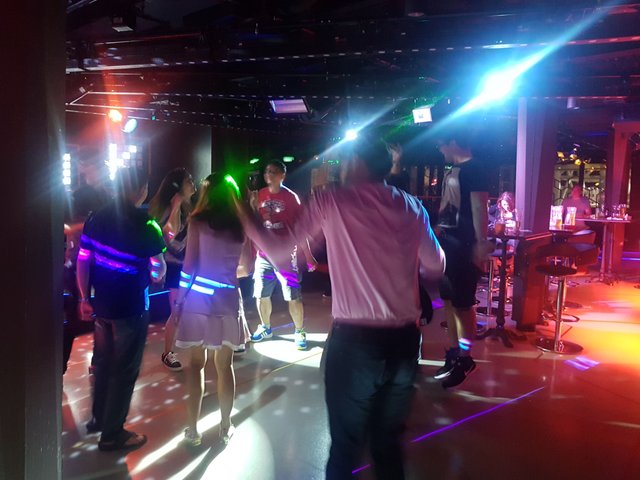 salsa dance on dream cruise at zouk nightclub - exclusive on steemit by joyfulmind.jpg