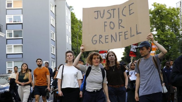 170714102242-grenfell-fire-london-protest-780x439.jpg