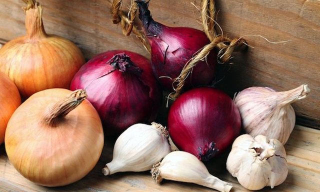 onions-n-garlic.jpg