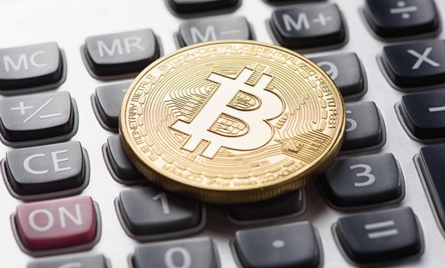 1 Cryptocurrency exchange Coinbase launches crypto tax calculator.jpg